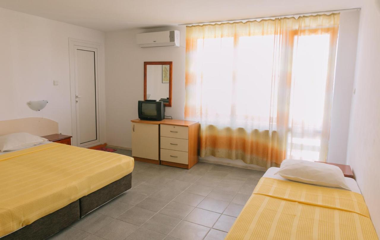 Hronos Hotel Несебър Екстериор снимка